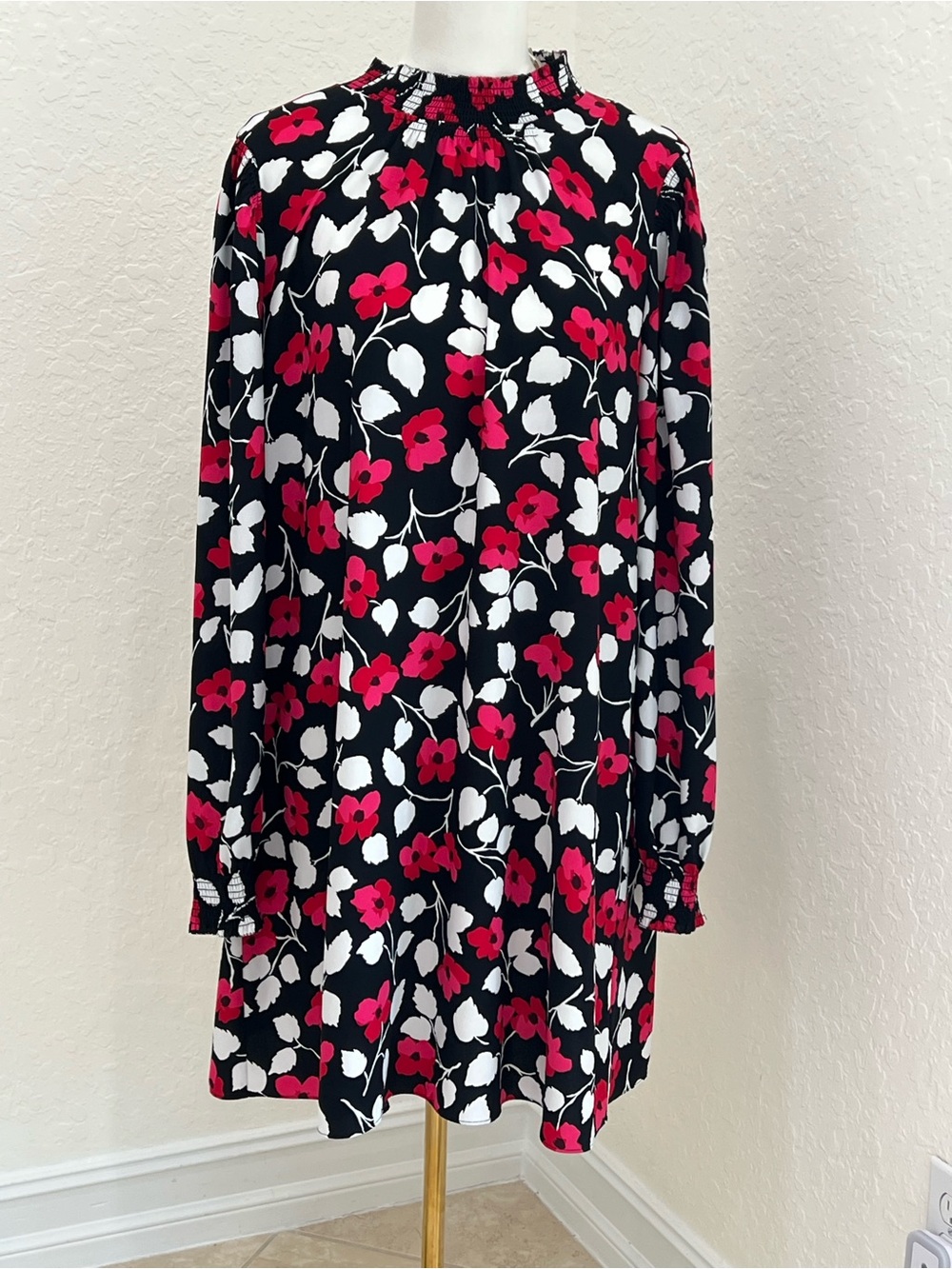 Kate Spade Large - Picture 6 of 6